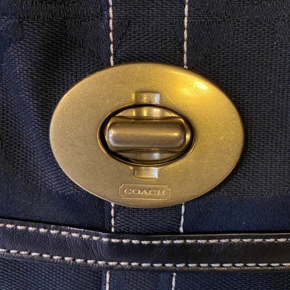 Coach - Ergo Flap Hobo Satchel (USED) - Picture 3 of 8